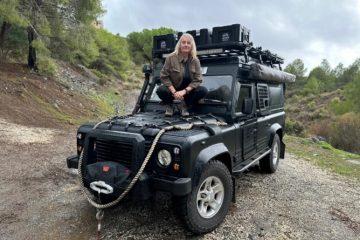 Land Rover off-road camper